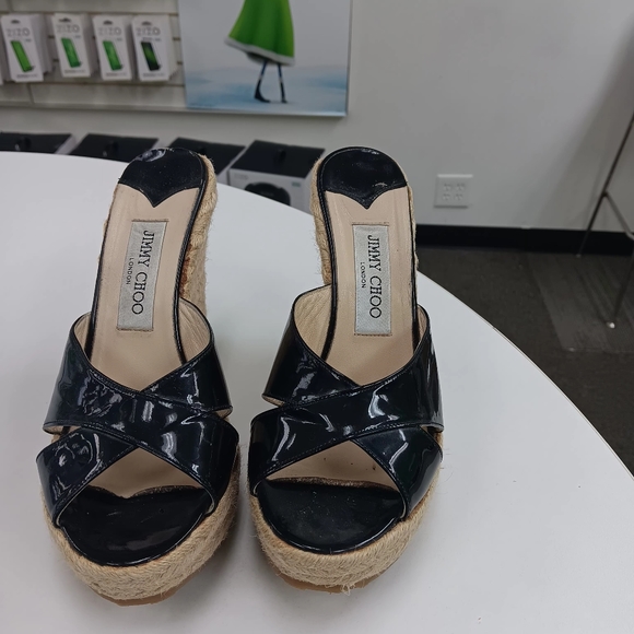 JIMMY Choo Shoes - Picture 9 of 11